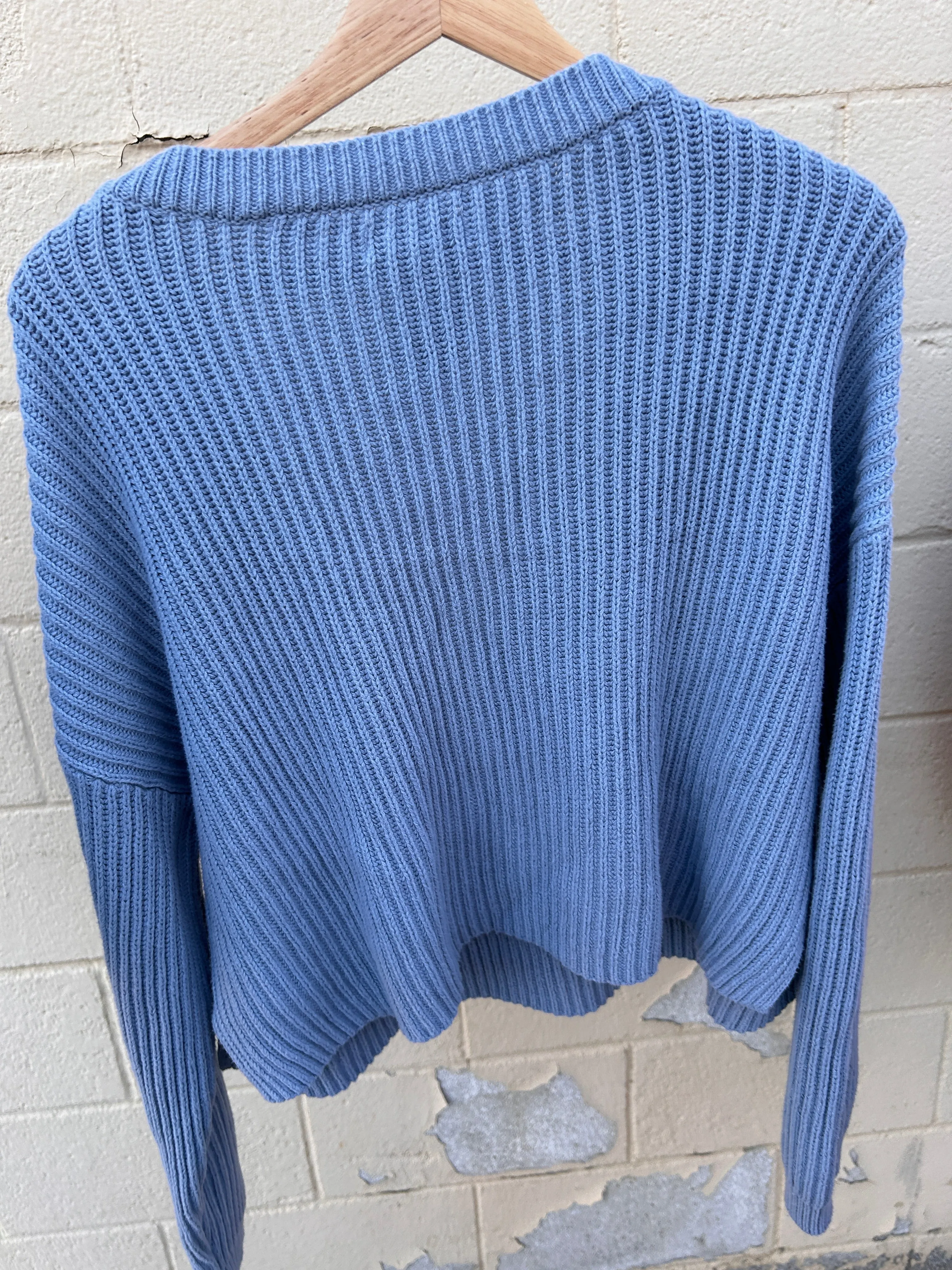 L.A. Hearts Sweater Size Medium