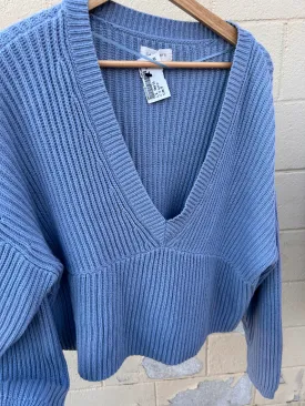 L.A. Hearts Sweater Size Medium